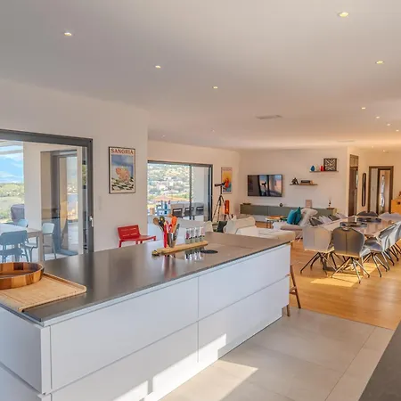 Terra Bella Hauteur De La Avec Piscine Et Vue Propriano (Corsica)