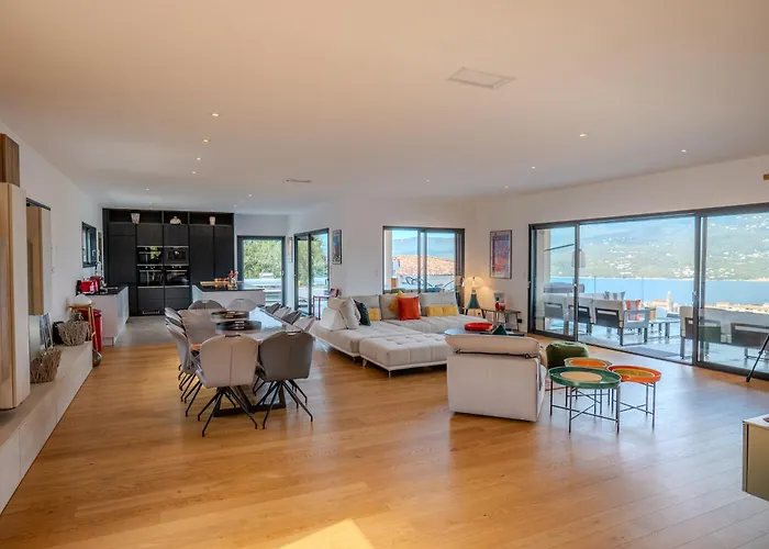 Terra Bella Hauteur De La Avec Piscine Et Vue וילה *