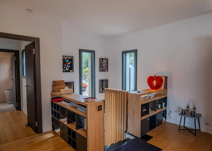 וילה Terra Bella Hauteur De La Avec Piscine Et Vue פרופריאנו