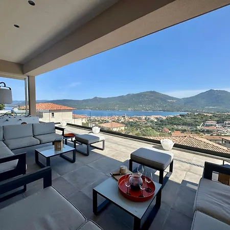 Terra Bella Hauteur De La Avec Piscine Et Vue