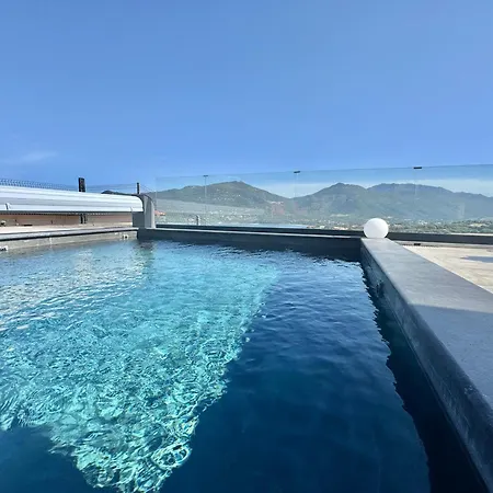 Terra Bella Hauteur De La Avec Piscine Et Vue