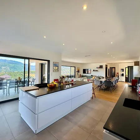 Villa Terra Bella Hauteur De La Avec Piscine Et Vue