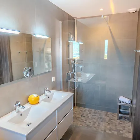 Terra Bella Hauteur De La Avec Piscine Et Vue *