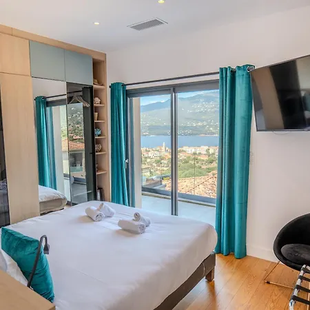 Terra Bella Hauteur De La Avec Piscine Et Vue